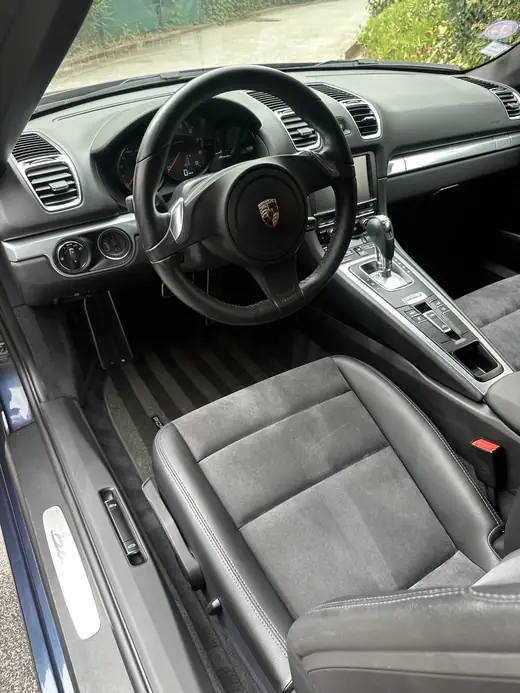 Poste de conduite Porsche Boxster — Auto Detailing 06, Nice